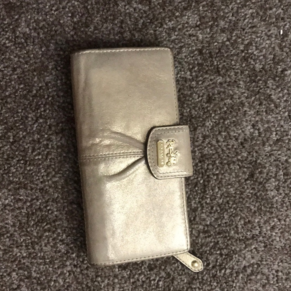 Coach wallet